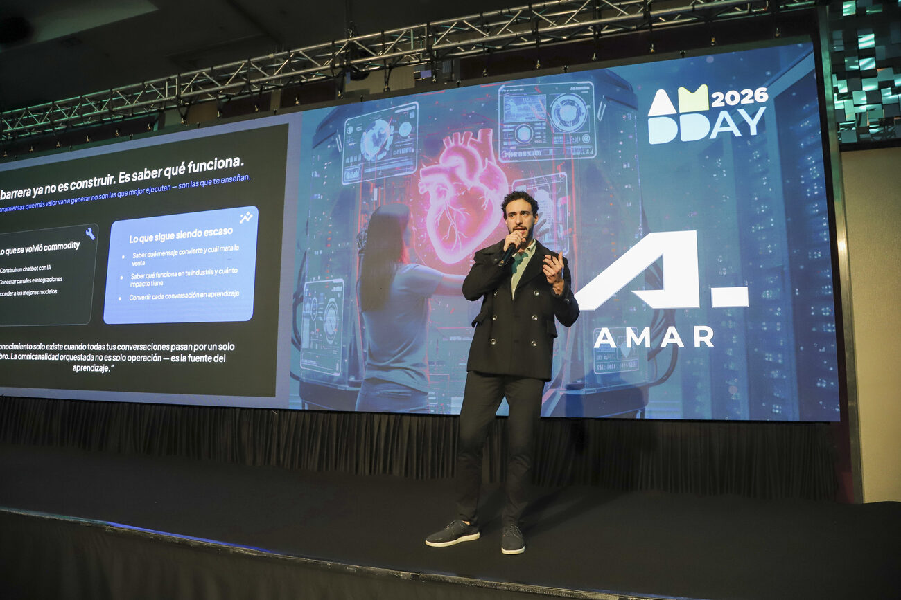 Speaker durante su charla